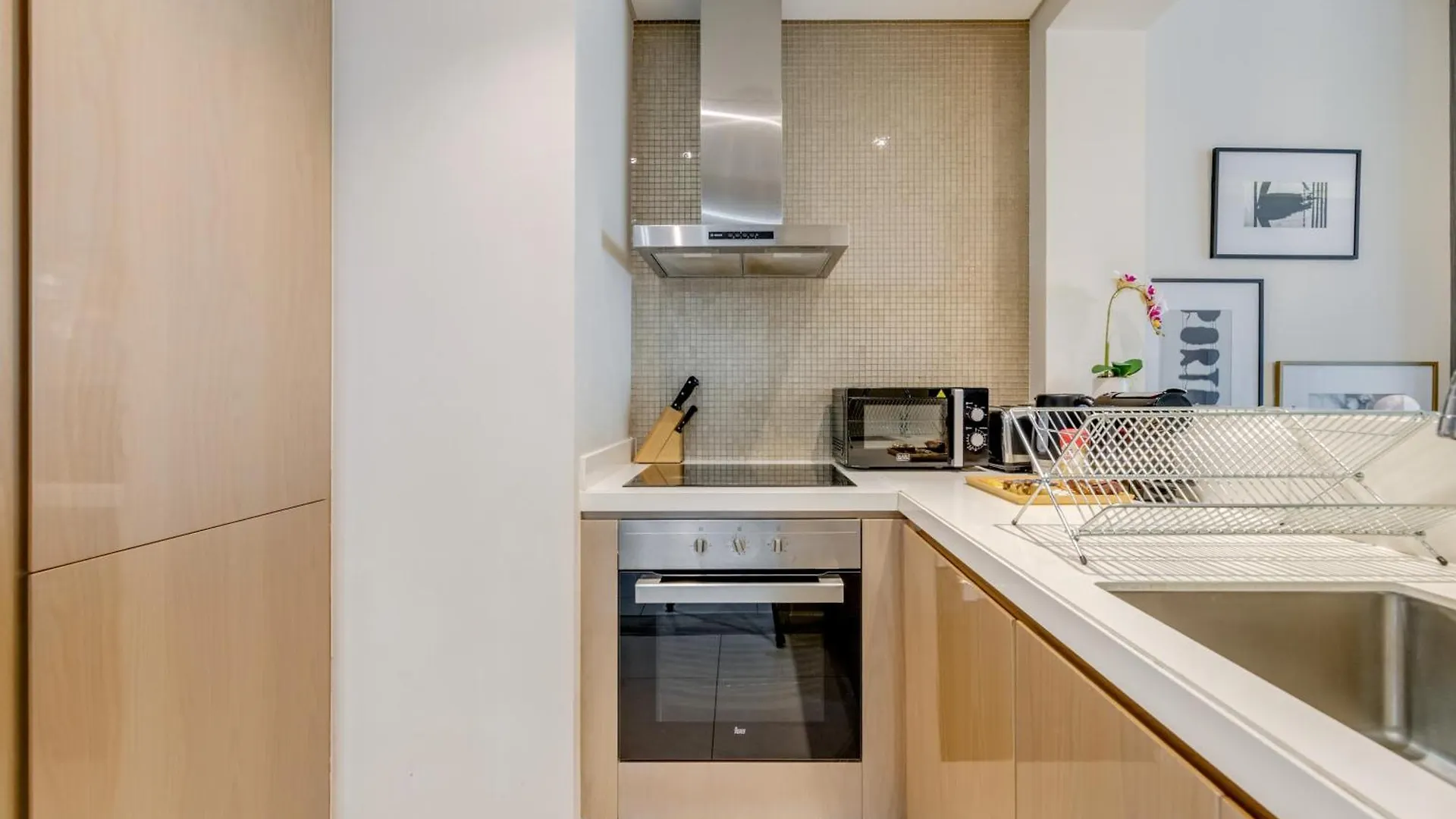 Globalstay Damac Towers By Paramount In Business Bay دبي شقة
